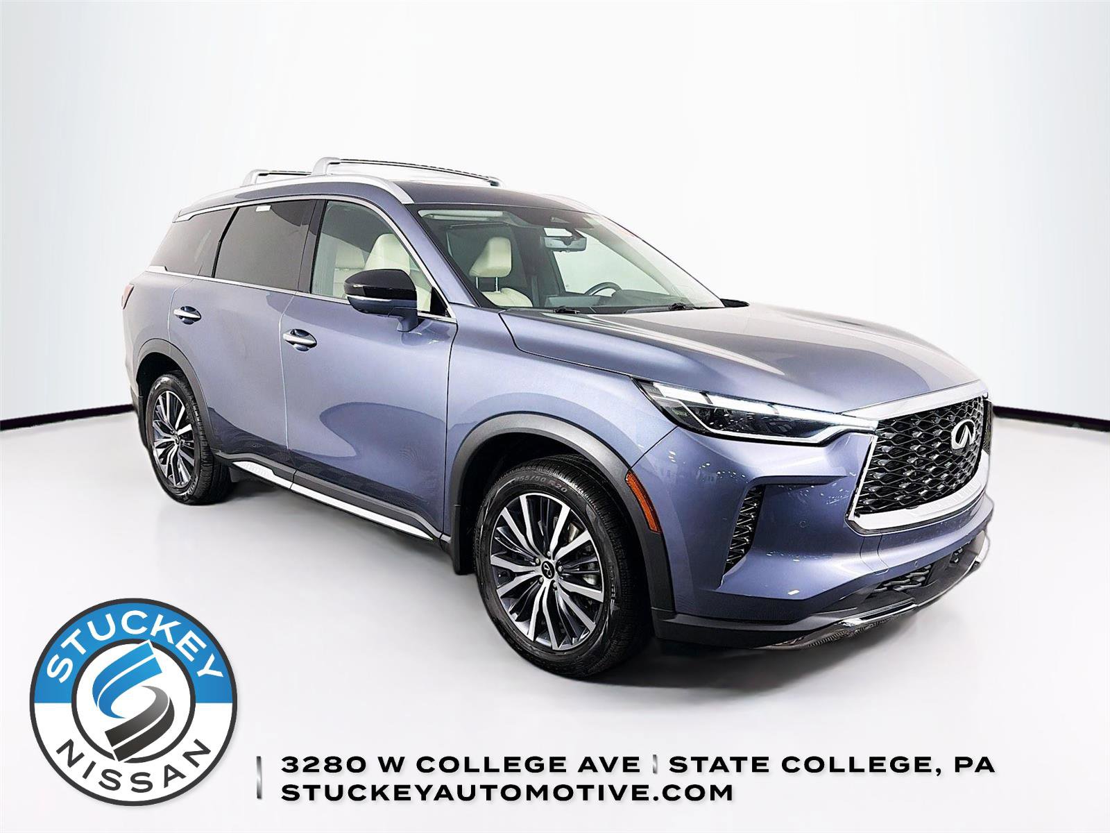 Used 2022 INFINITI QX60 Sensory w/ Vision Package AWD/4WD image 1
