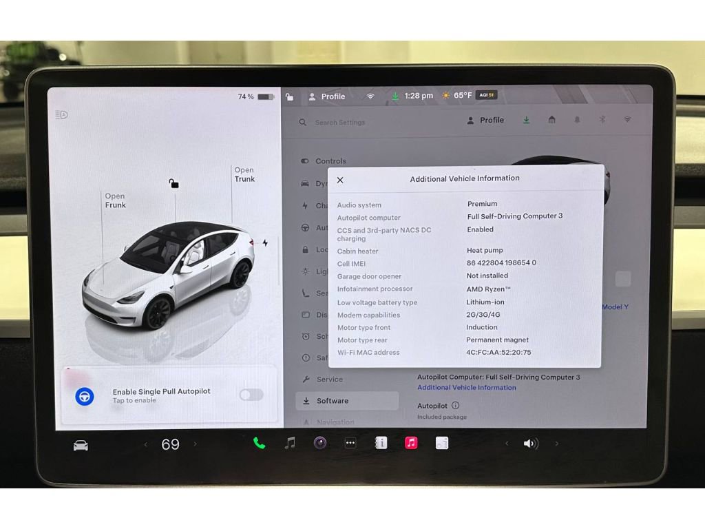 Used 2022 Tesla Model Y Long Range image 28