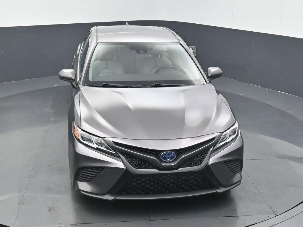 Used 2020 Toyota Camry SE FWD image 6