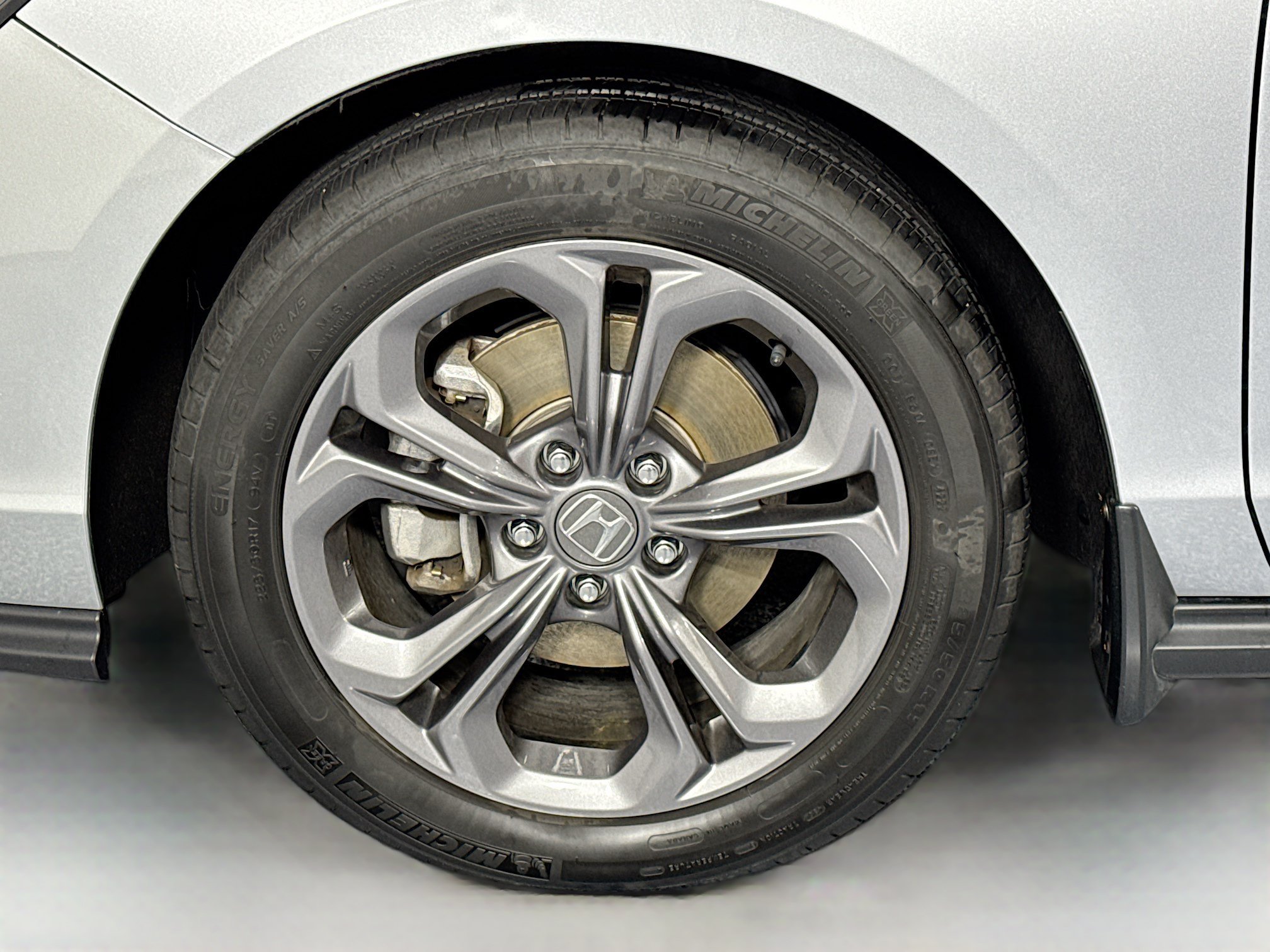 Certified 2023 Honda Accord EX image 30