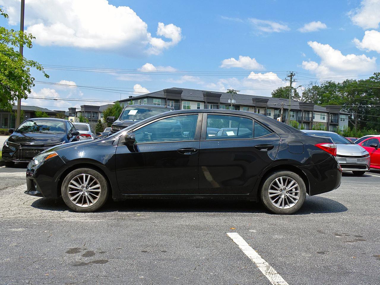 Used 2014 Toyota Corolla LE FWD image 4