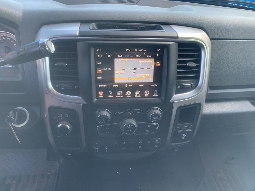 Used 2017 RAM 2500 Big Horn w/ Sport Appearance Group AWD/4WD image 17