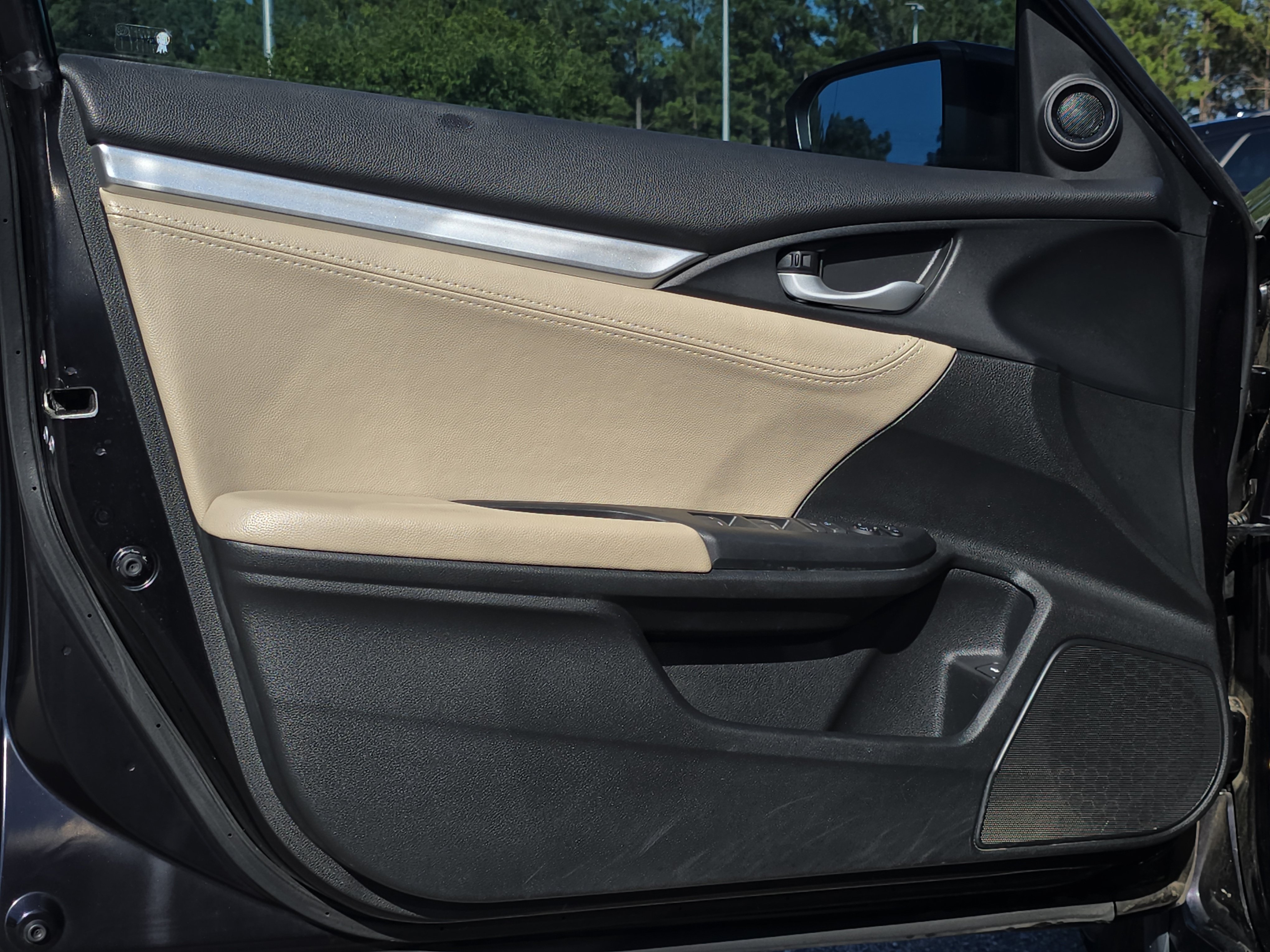 Used 2016 Honda Civic EX image 25