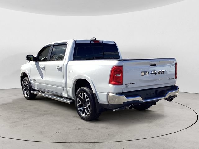 Used 2025 RAM 1500 Laramie AWD/4WD image 3