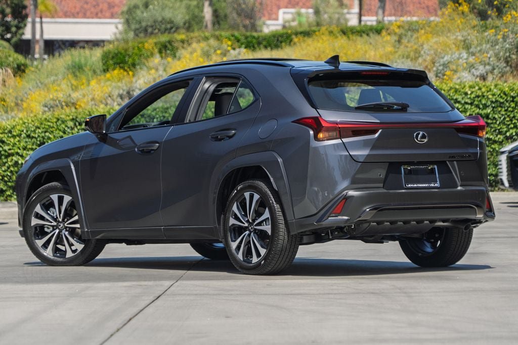 New 2026 Lexus UX 300h AWD image 2