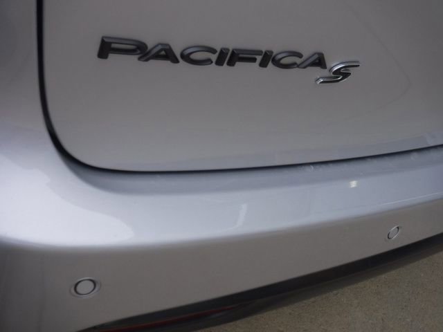 New 2026 Chrysler Pacifica Limited w/ S Appearance Package AWD/4WD image 12
