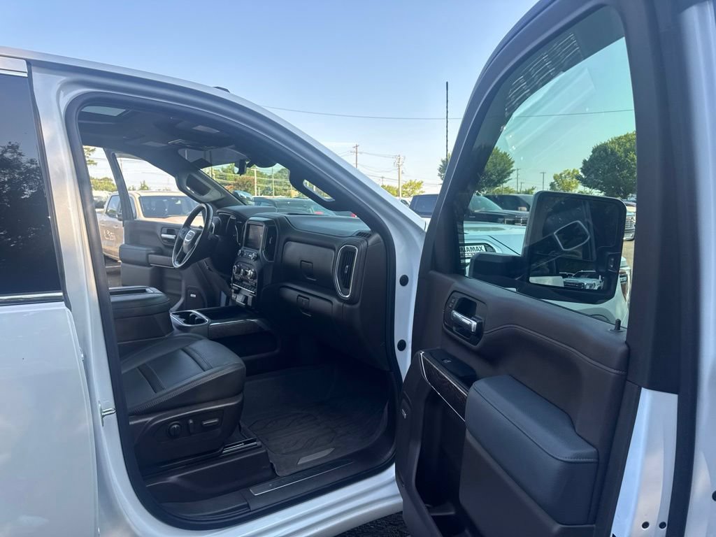 Used 2021 GMC Sierra 2500 Denali w/ Denali Ultimate Package AWD/4WD image 15