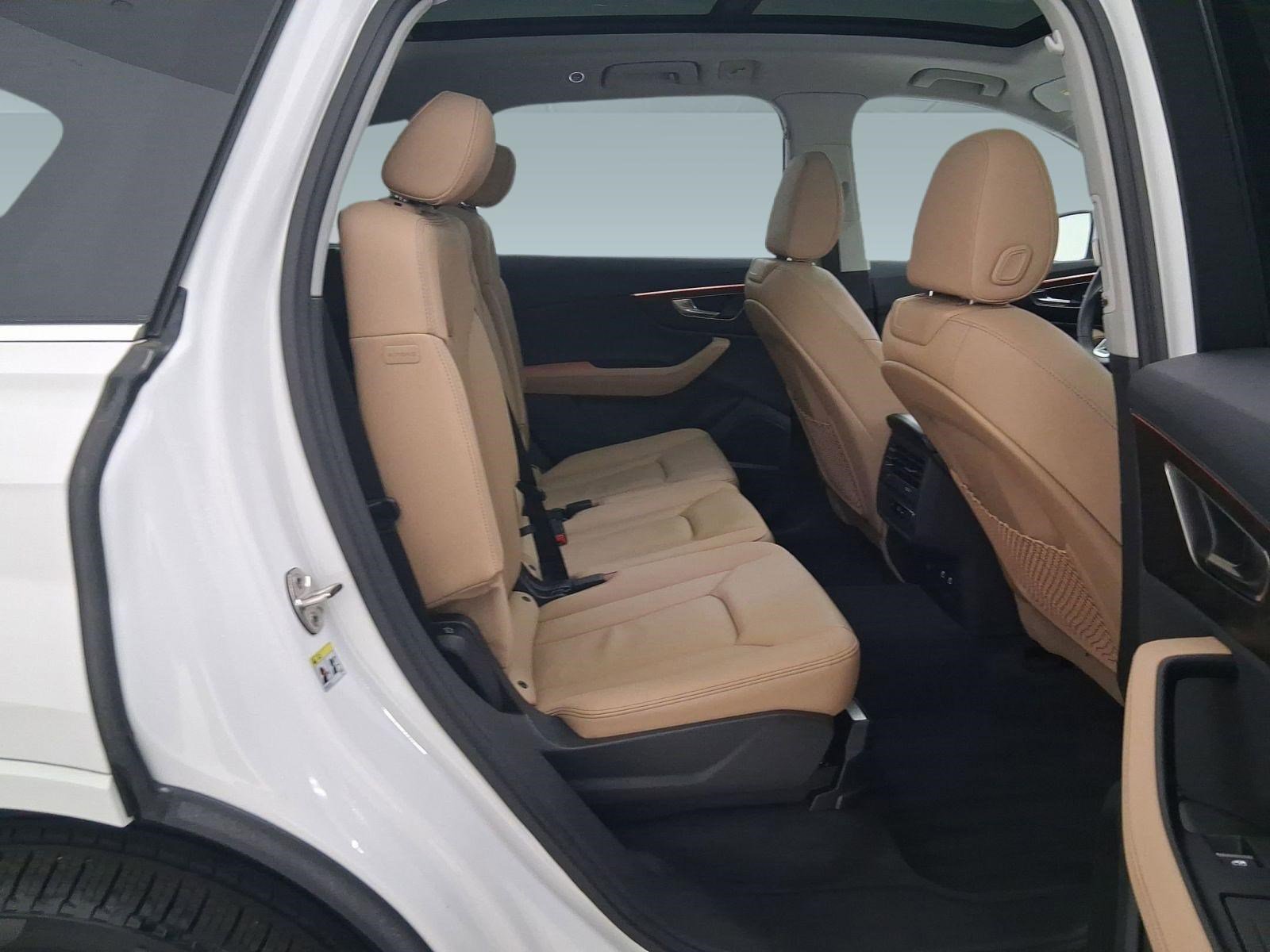 Certified 2025 Audi Q7 Premium Plus w/ Premium Plus Package image 31