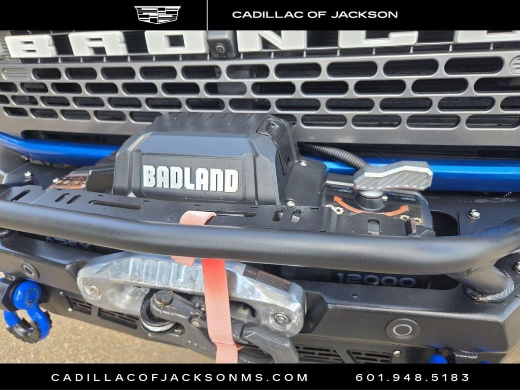 Used 2022 Ford Bronco Badlands AWD/4WD image 5
