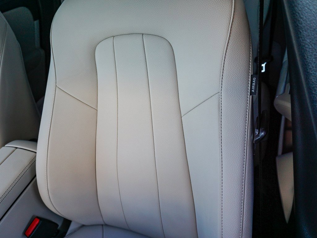 Used 2025 Mercedes-Benz GLA 250 image 21