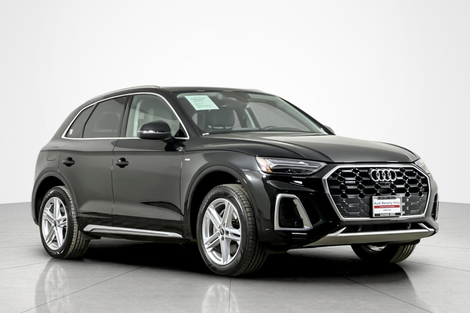 Used 2023 Audi Q5 e Premium Plus w/ Premium Plus Package image 7