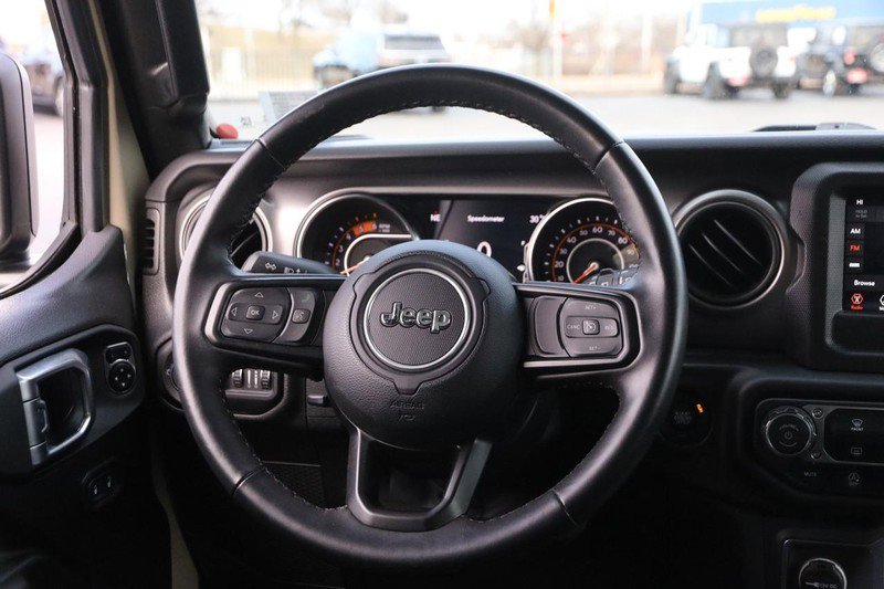 Used 2022 Jeep Wrangler Unlimited Sport image 24