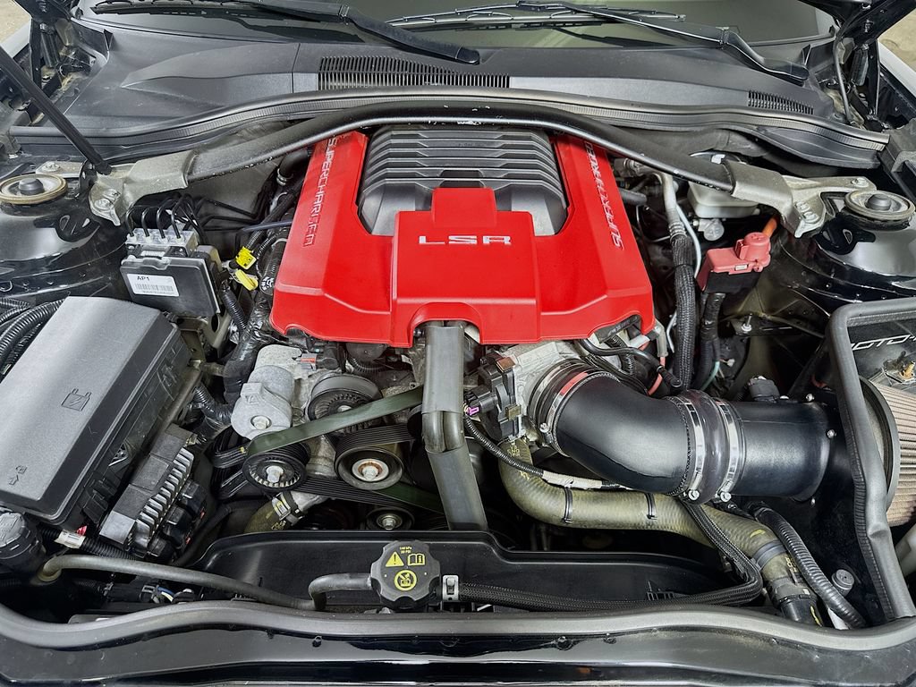 Used 2014 Chevrolet Camaro ZL1 RWD image 9
