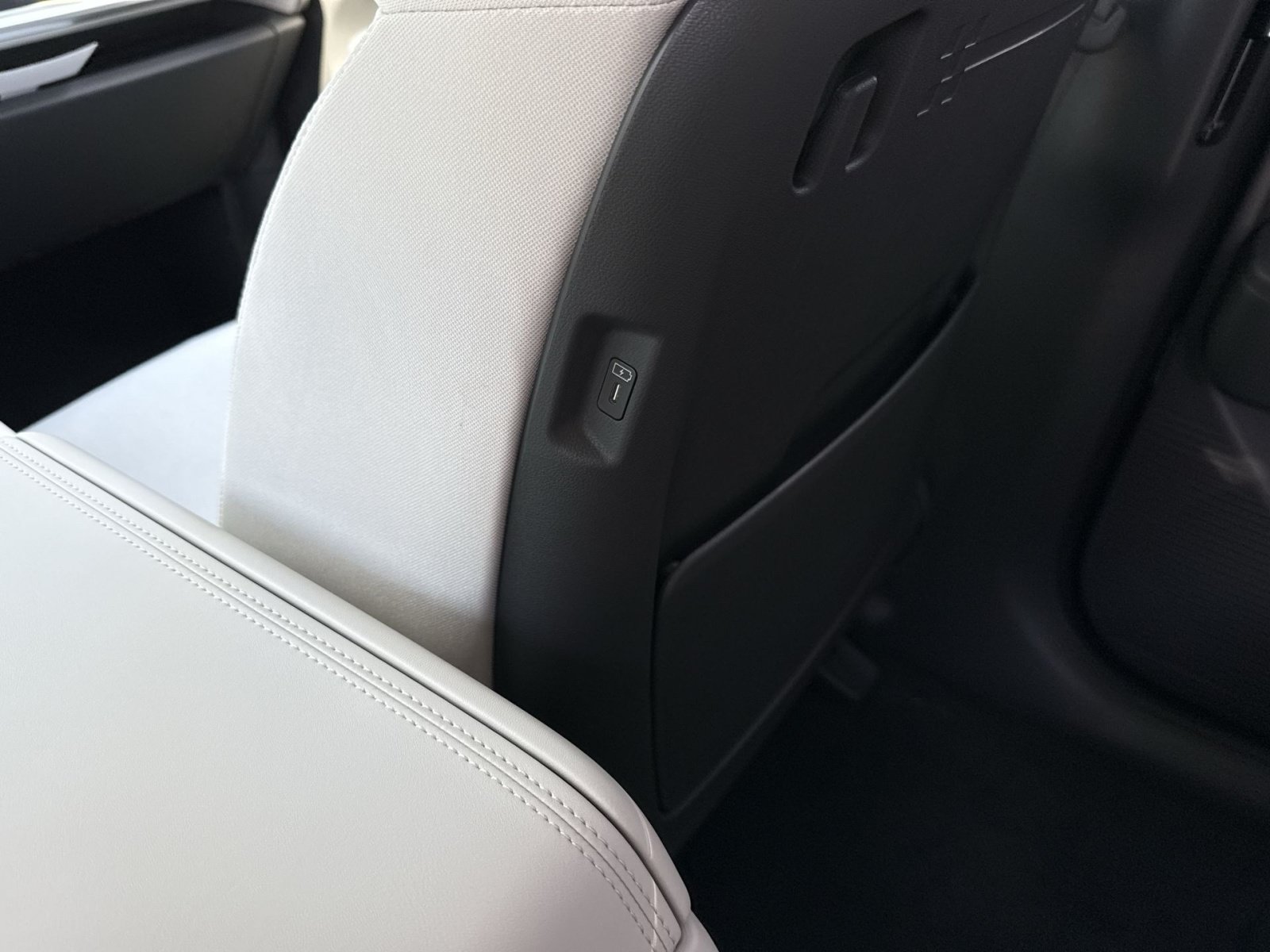 New 2027 Hyundai Santa Fe SE AWD/4WD image 24