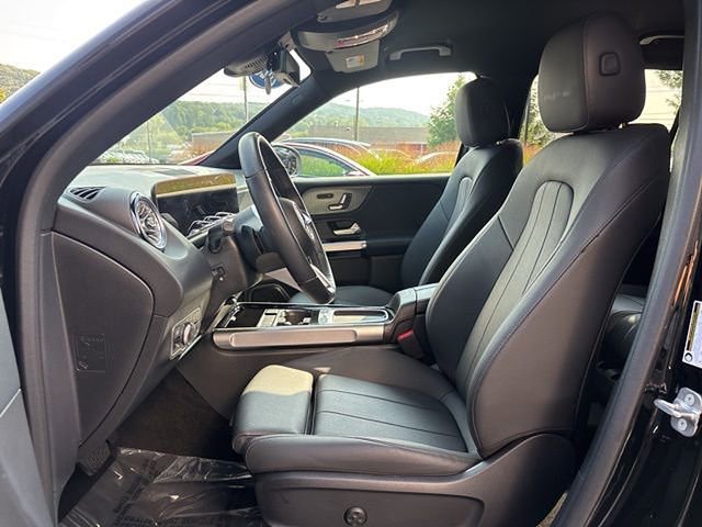 Used 2025 Mercedes-Benz GLB 250 GLB 250 image 11