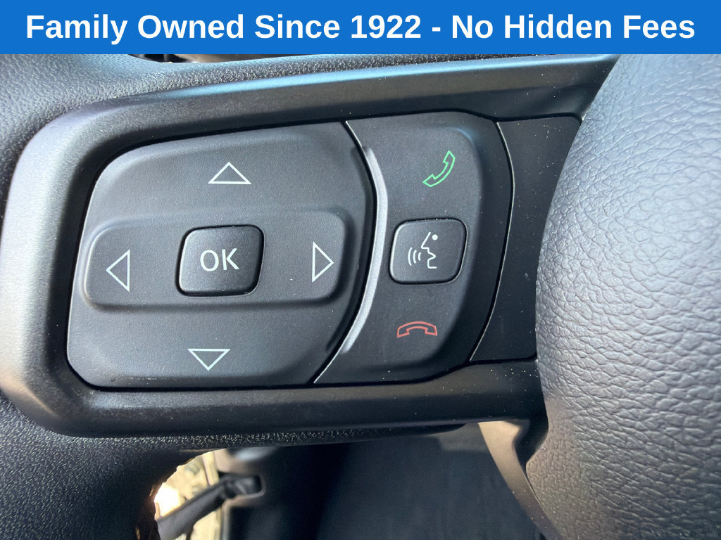 Used 2025 Jeep Gladiator Sport AWD/4WD image 24