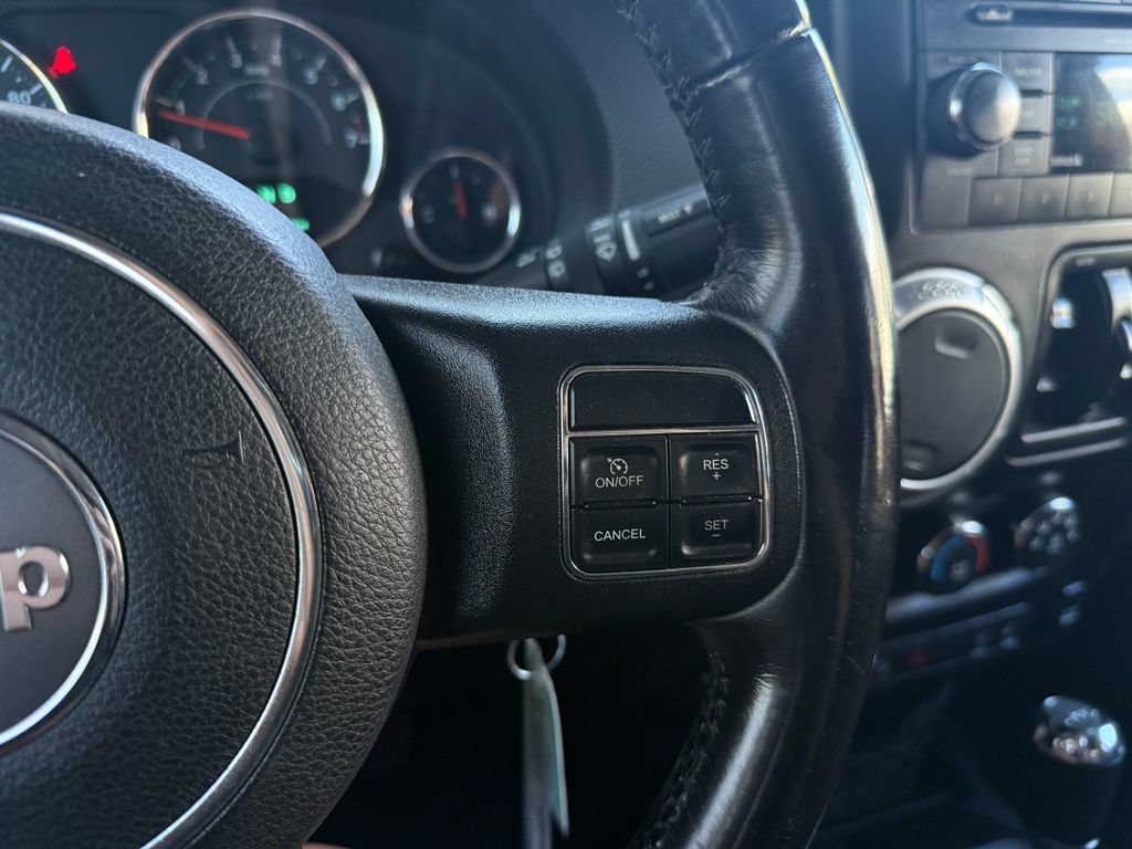 Used 2018 Jeep Wrangler Unlimited Sahara w/ Max Tow Package AWD/4WD image 42