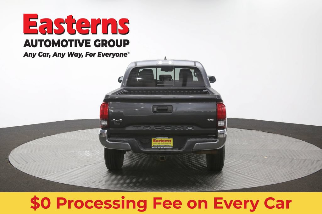 Used 2020 Toyota Tacoma SR5 AWD/4WD image 38