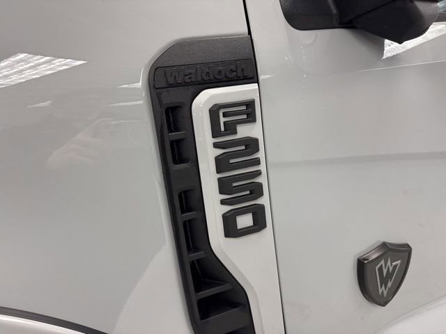 Used 2025 Ford F250 Lariat w/ Lariat Ultimate Package image 7