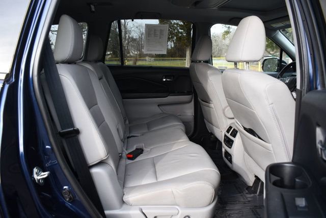 Used 2019 Honda Pilot Touring image 28