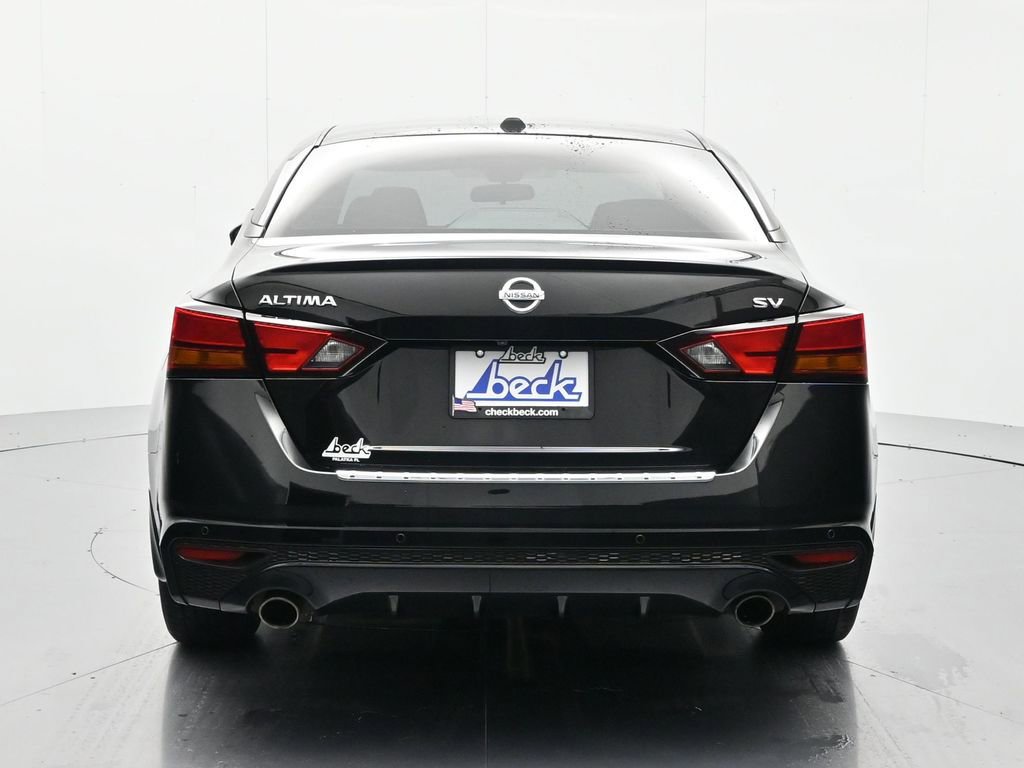 Certified 2022 Nissan Altima 2.5 SV w/ SV Premium Package FWD image 6