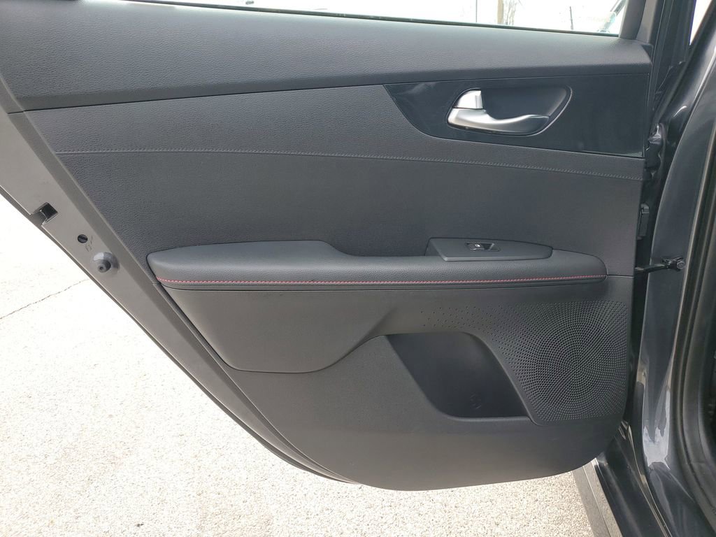 Used 2022 Kia Forte GT image 17