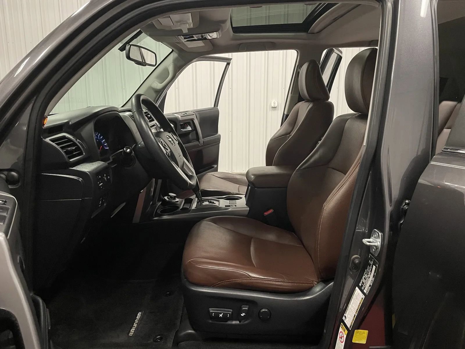 Used 2019 Toyota 4Runner Limited image 37