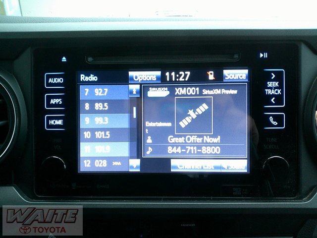 Used 2017 Toyota Tacoma TRD Sport image 16