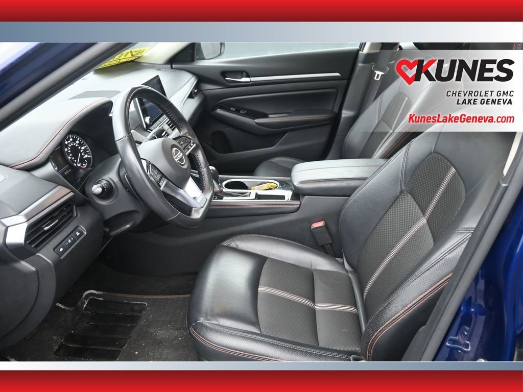 Used 2024 Nissan Altima 2.5 SR image 14