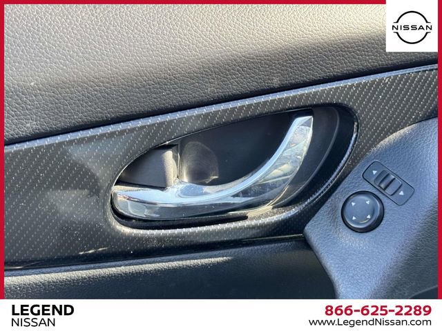 Used 2020 Nissan Rogue SL w/ Premium Package AWD/4WD image 16