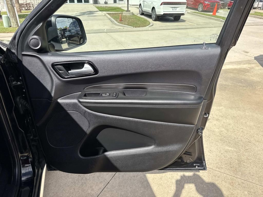 Used 2023 Dodge Durango SXT Launch Edition image 16
