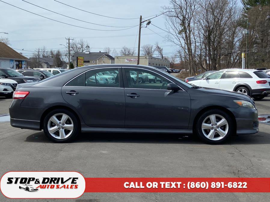Used 2011 Toyota Camry SE w/ Fleet Convenience Pkg FWD image 4