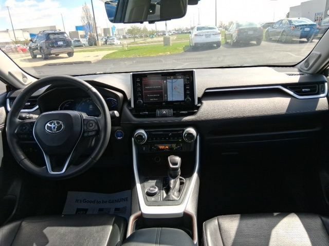 Used 2020 Toyota RAV4 Limited w/ Limited Grade Weather Package AWD/4WD image 9
