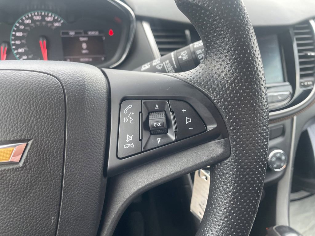 Used 2021 Chevrolet Trax LS w/ Tint and Cruise Package image 46