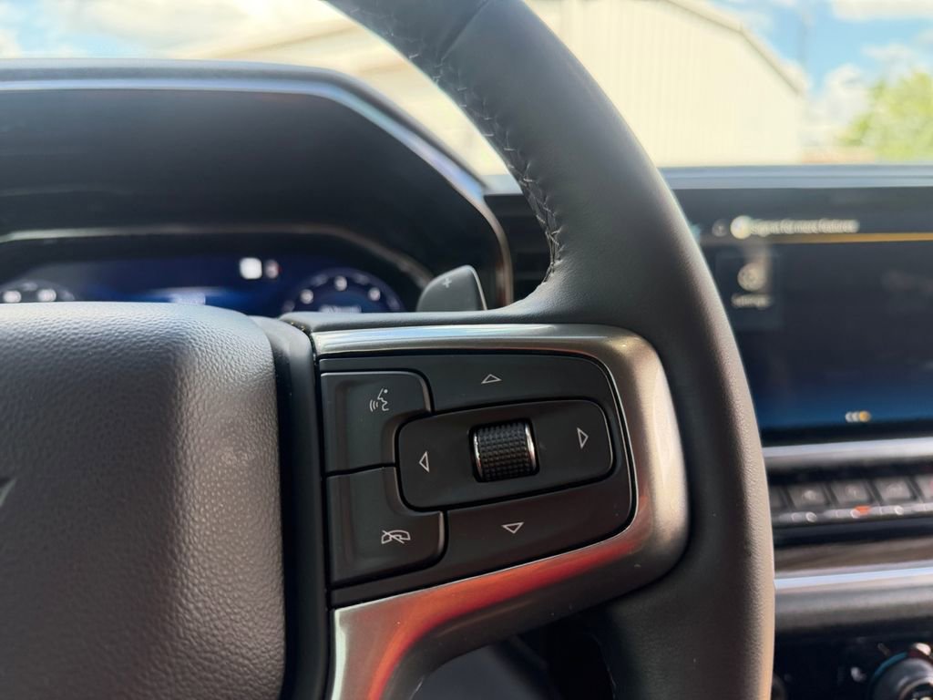 Used 2023 Chevrolet Silverado 1500 RST w/ Redline Edition AWD/4WD image 20