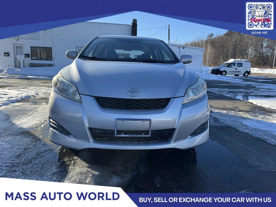 Used 2010 Toyota Matrix image 2