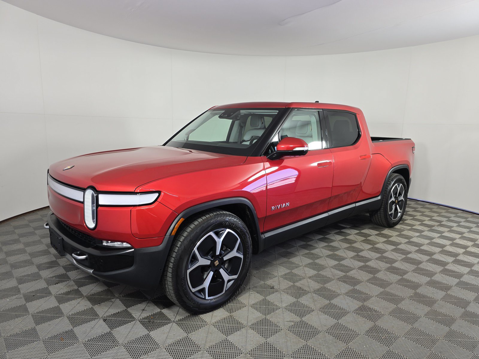 Used 2024 Rivian R1T Adventure