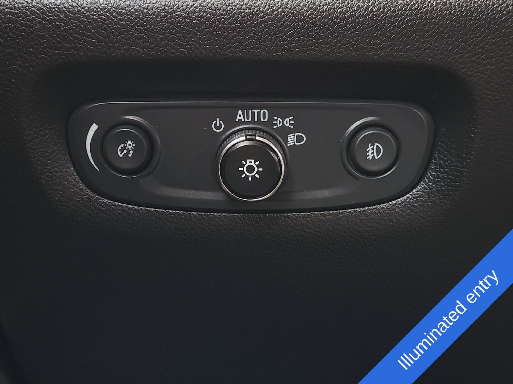 Used 2021 Chevrolet Traverse RS w/ LPO, Floor Liner Package FWD image 31