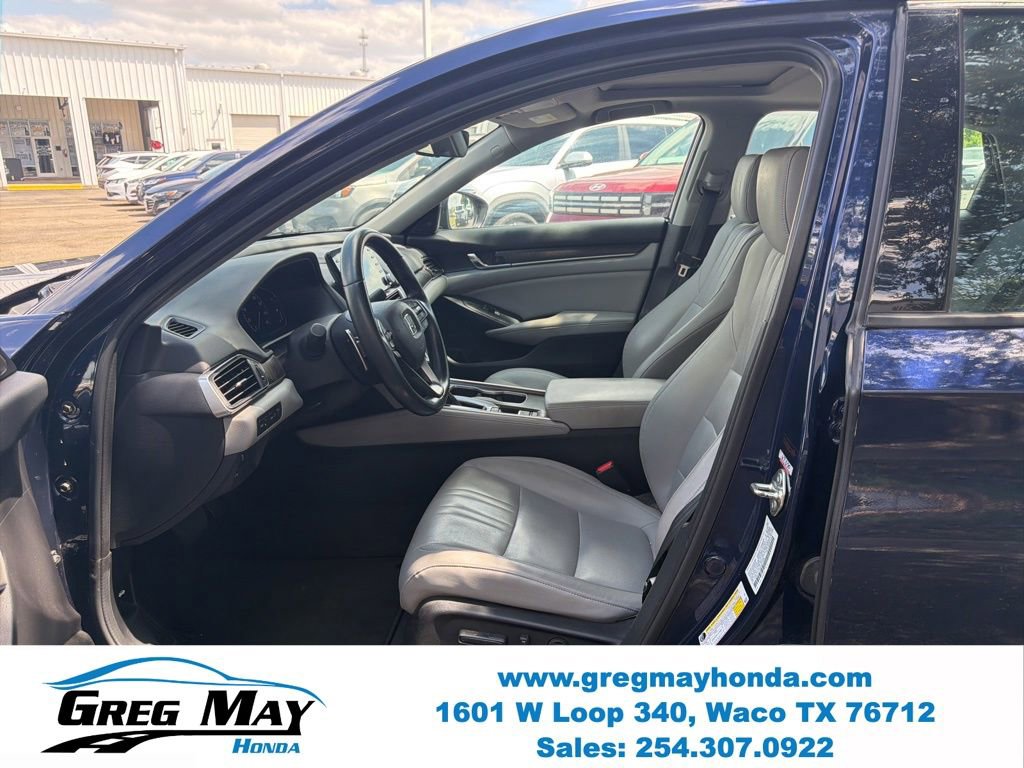 Used 2018 Honda Accord Touring image 9