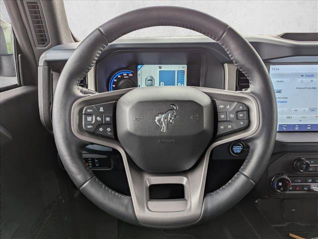Used 2024 Ford Bronco Outer Banks image 16