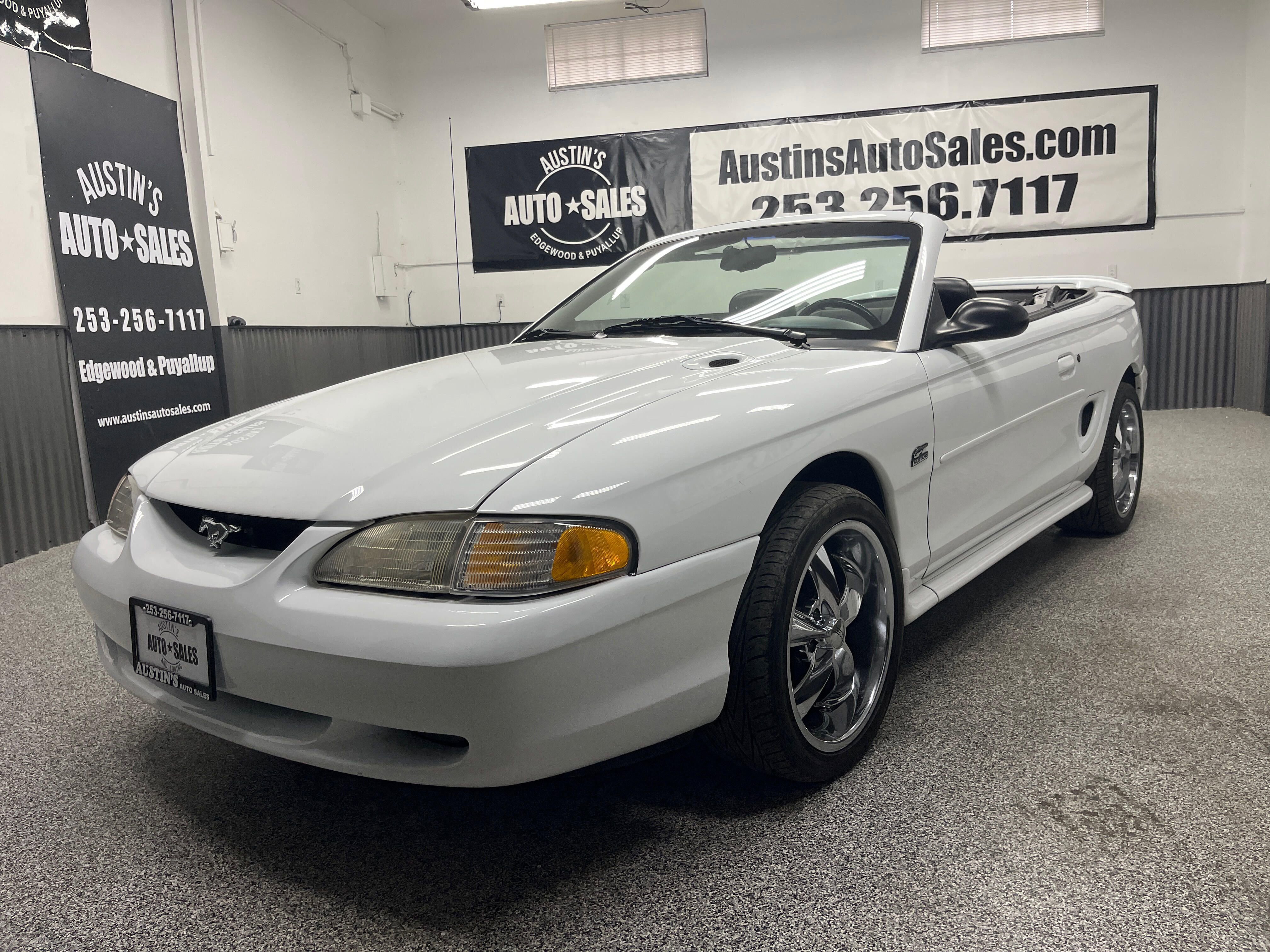 Used 1995 Ford Mustang GT RWD image 13