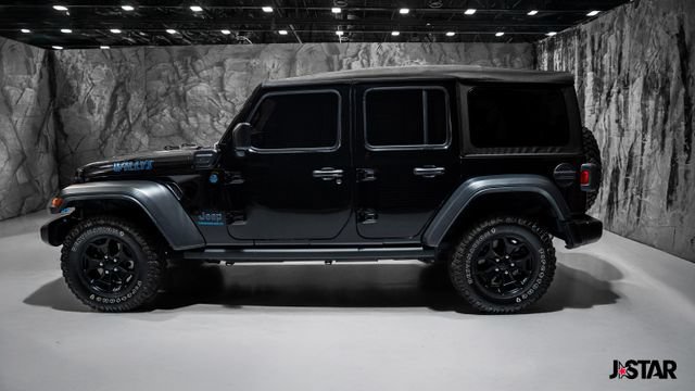 Used 2023 Jeep Wrangler Unlimited w/ Cold Weather Group AWD/4WD image 18