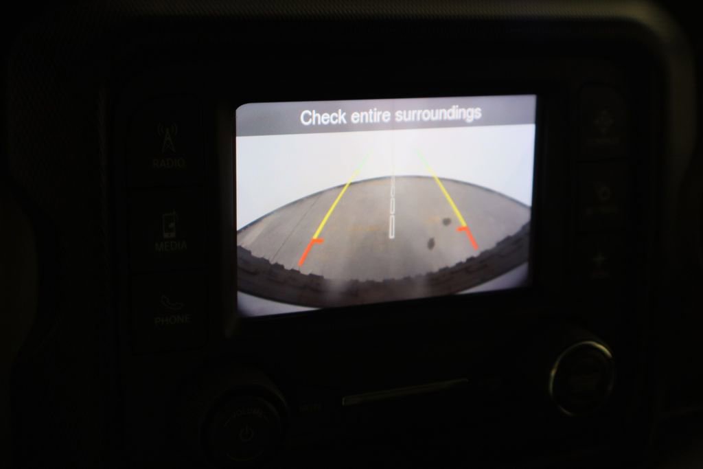 Used 2019 Jeep Wrangler Unlimited Sport image 27