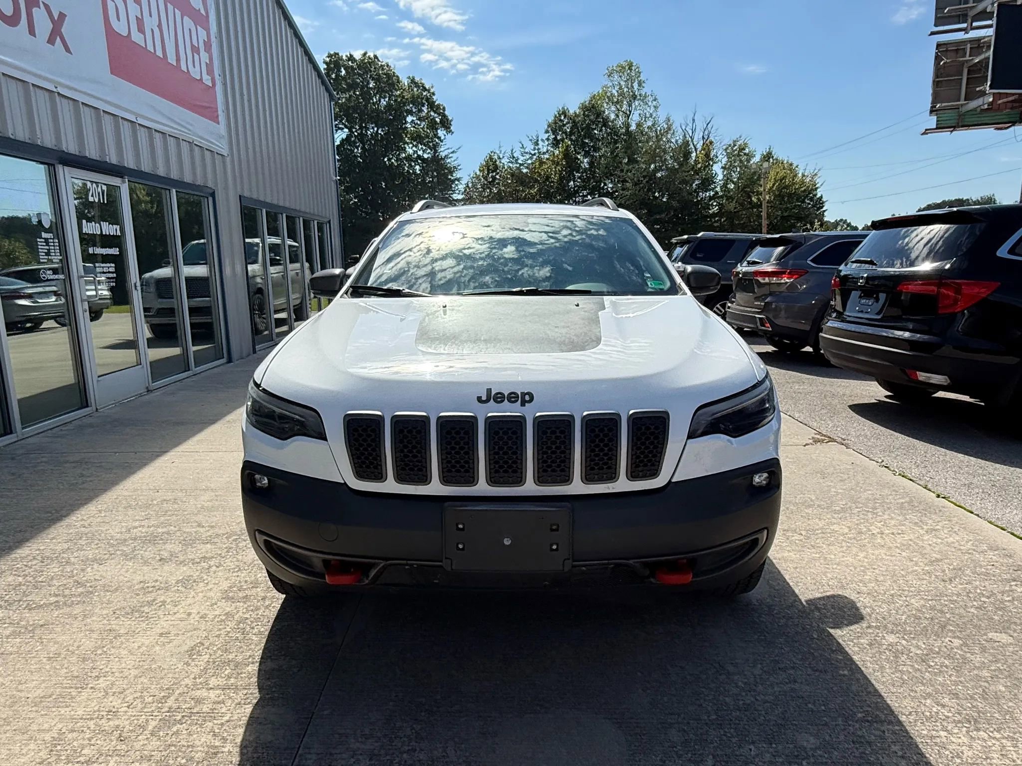 Used 2019 Jeep Cherokee Trailhawk w/ Comfort/Convenience Group image 29