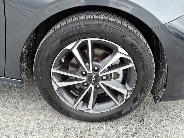 Used 2024 Kia Forte LXS image 8
