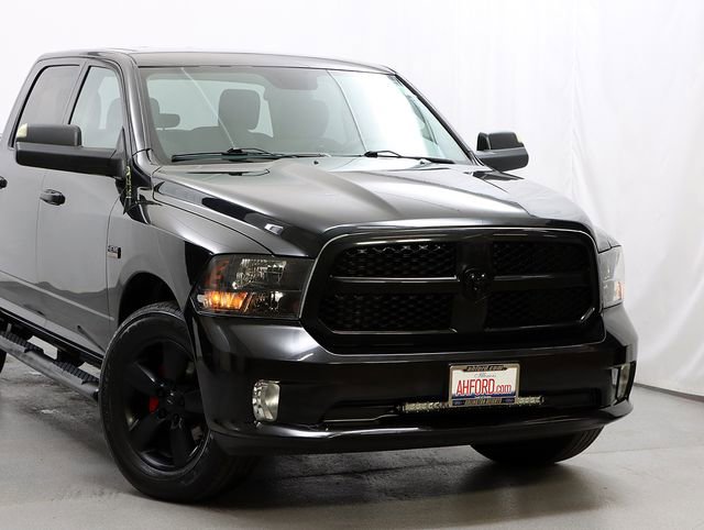 Used 2017 RAM 1500 Express w/ Black Ram 1500 Express Group image 2