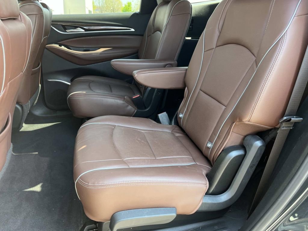 Used 2019 Buick Enclave Avenir w/ Avenir Technology Package image 20