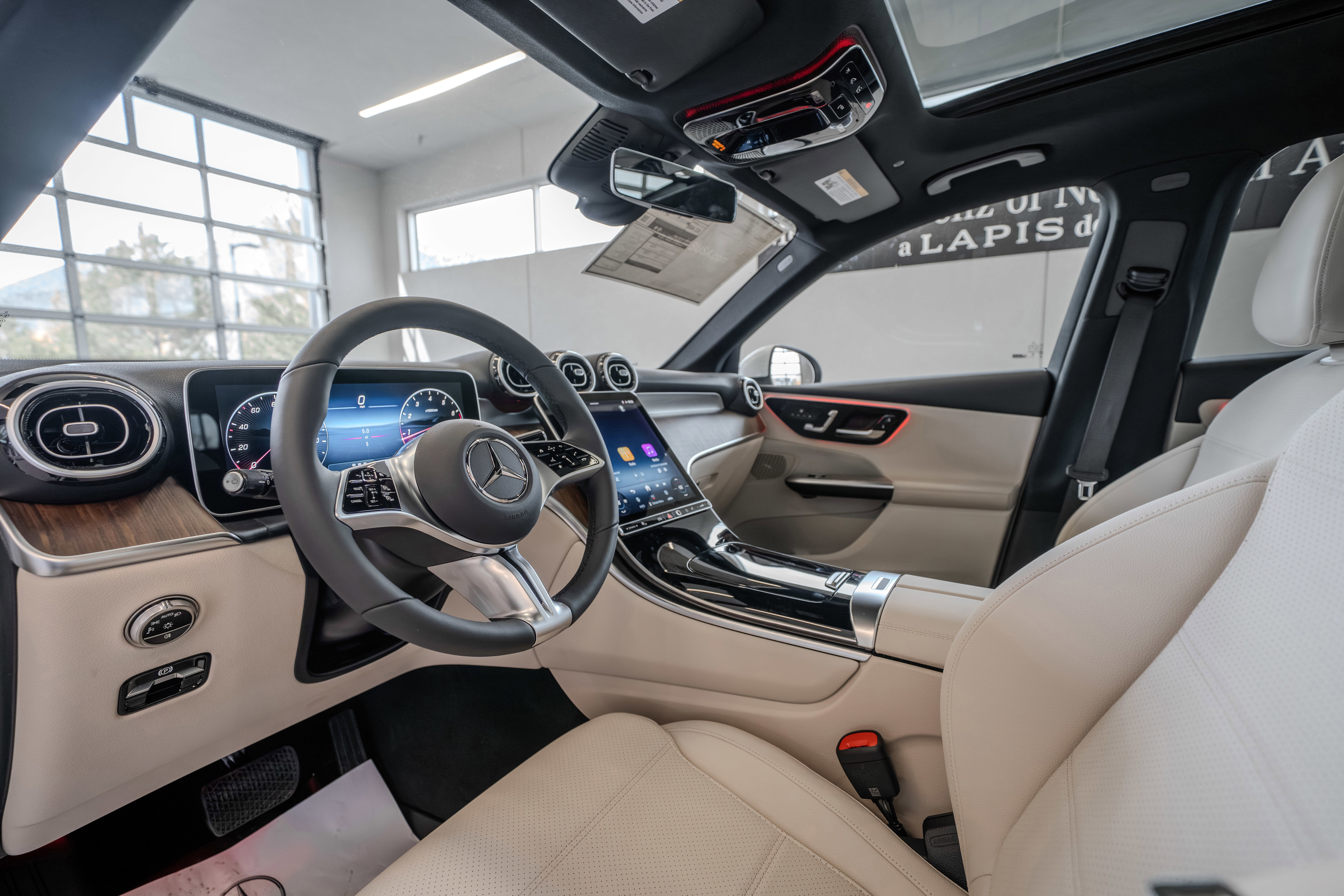 New 2026 Mercedes-Benz GLC 300 4MATIC image 6