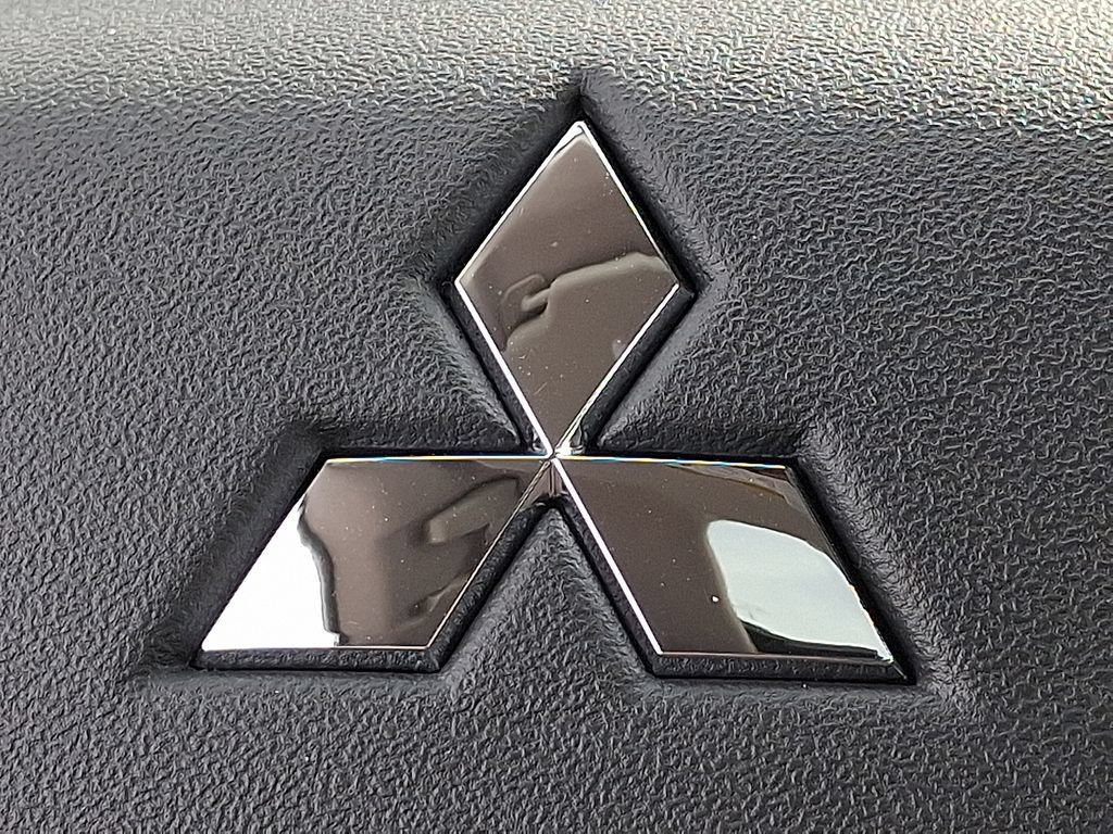 New 2026 Mitsubishi Outlander SE AWD/4WD image 11