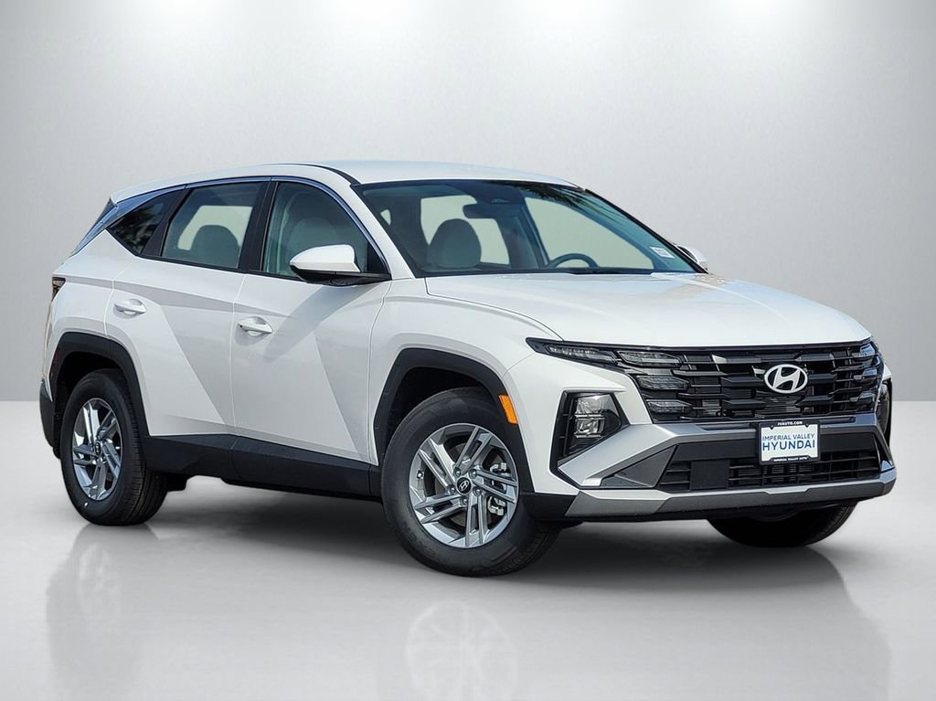 New 2026 Hyundai Tucson SE image 1